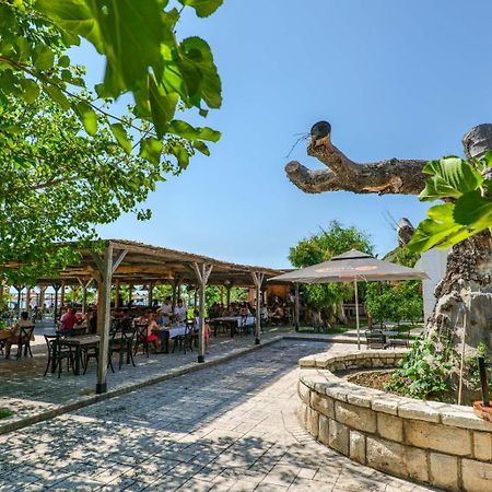 Bunec Beach Resort Piqeras 외부 사진