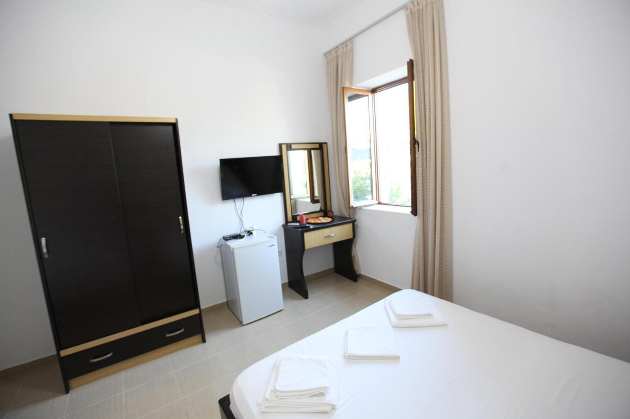 Bunec Beach Resort Piqeras 외부 사진