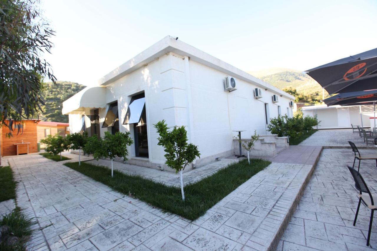 Bunec Beach Resort Piqeras 외부 사진