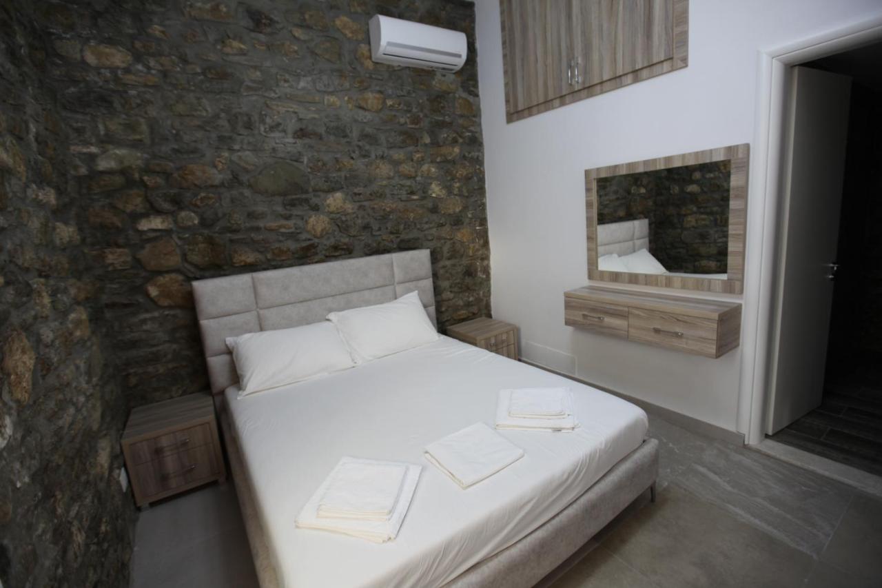 Bunec Beach Resort Piqeras 외부 사진