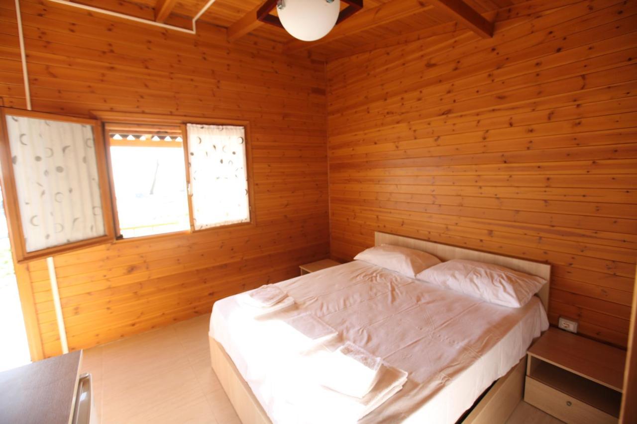 Bunec Beach Resort Piqeras 외부 사진