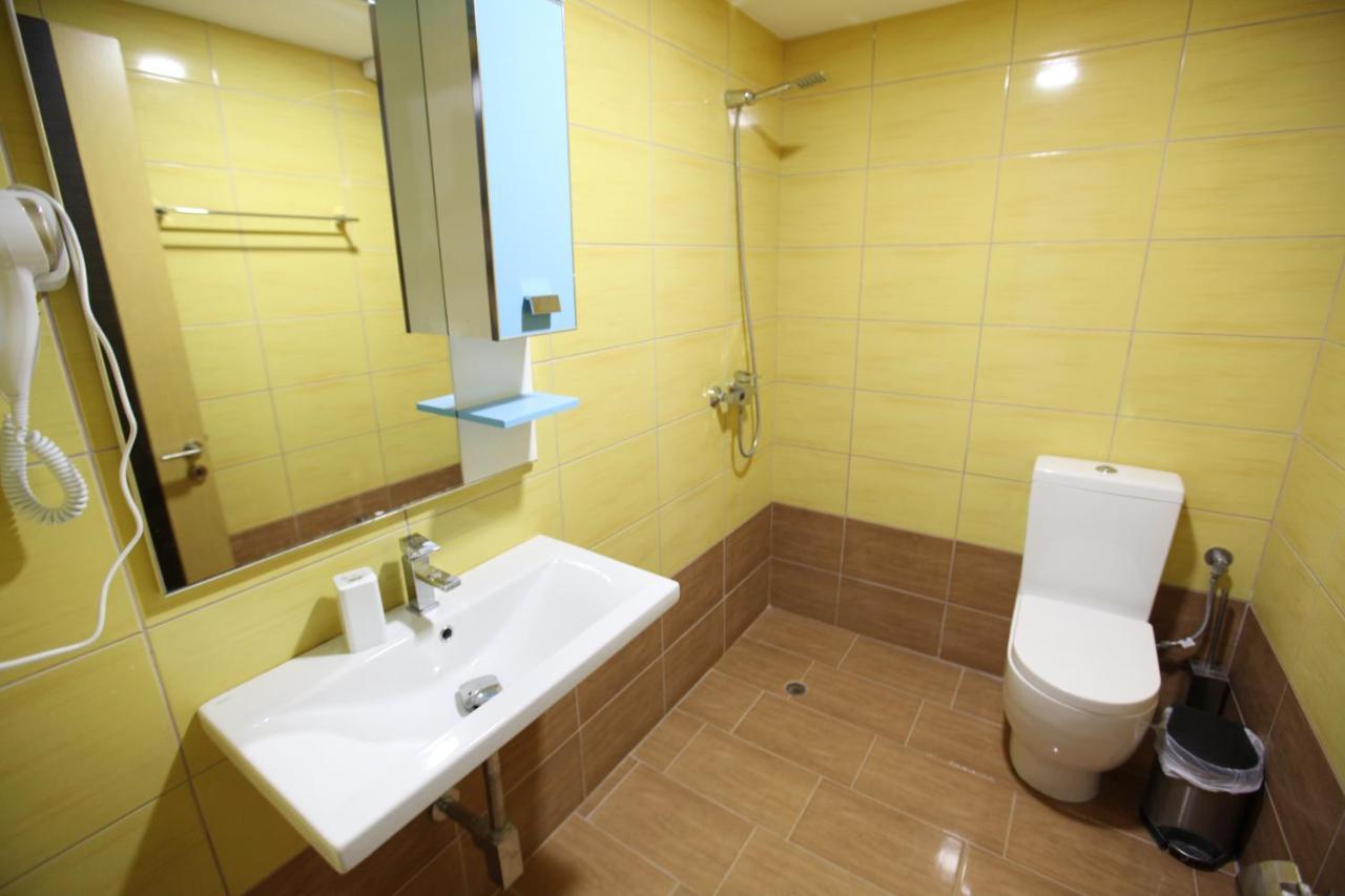Bunec Beach Resort Piqeras 외부 사진