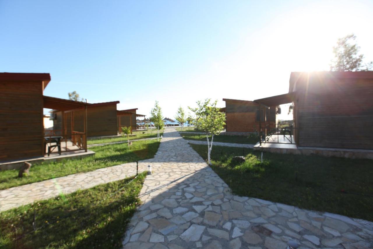 Bunec Beach Resort Piqeras 외부 사진