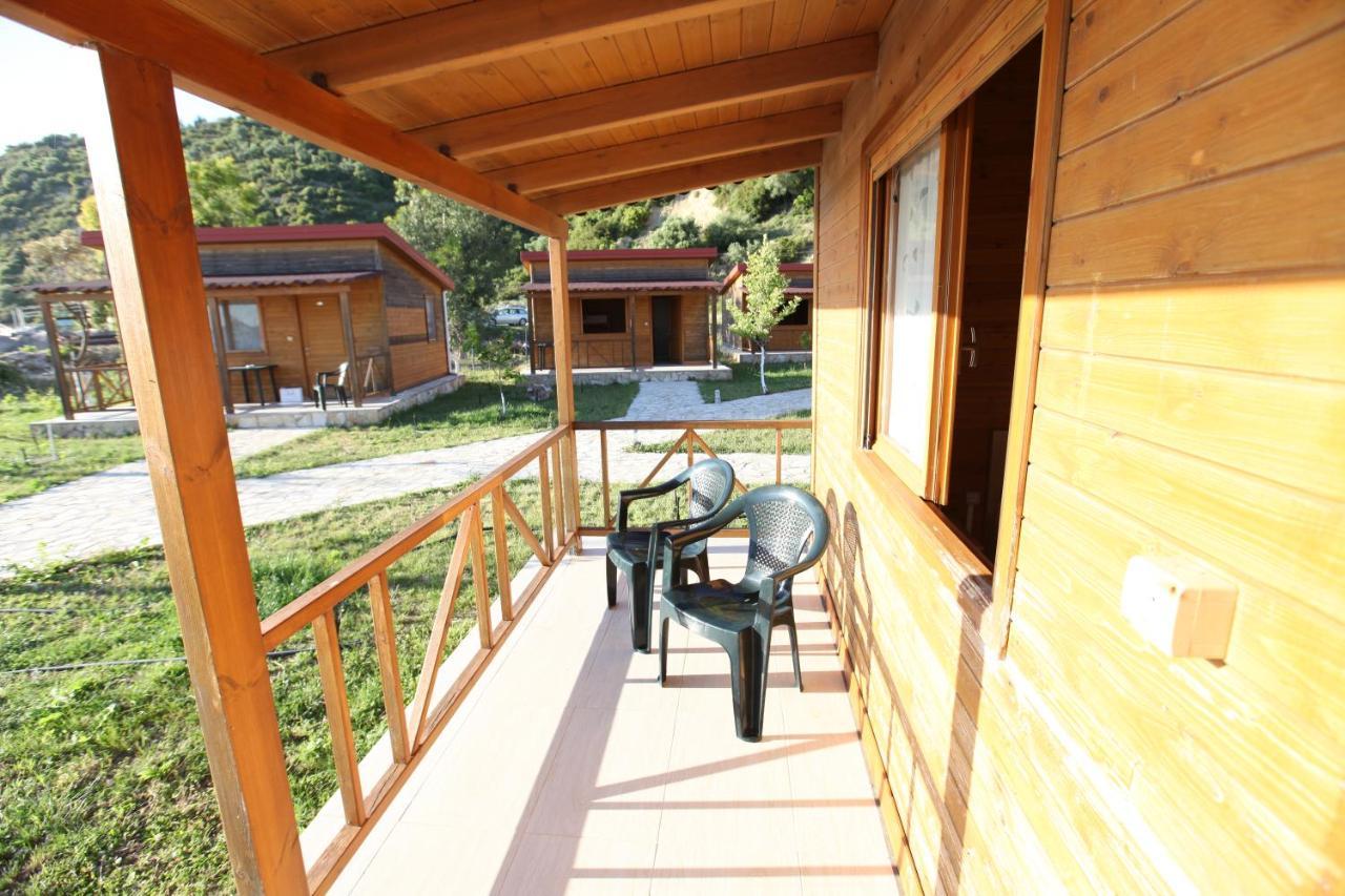 Bunec Beach Resort Piqeras 외부 사진