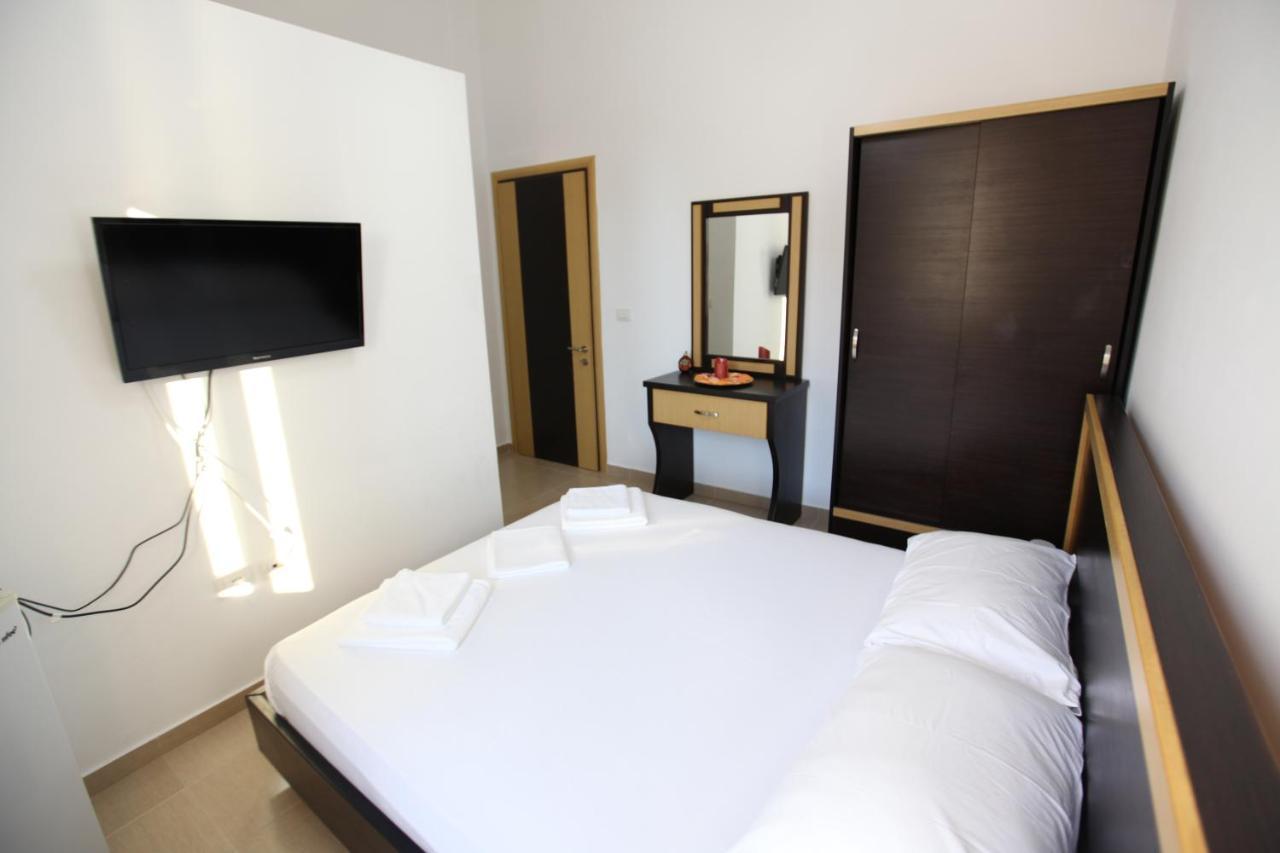 Bunec Beach Resort Piqeras 외부 사진
