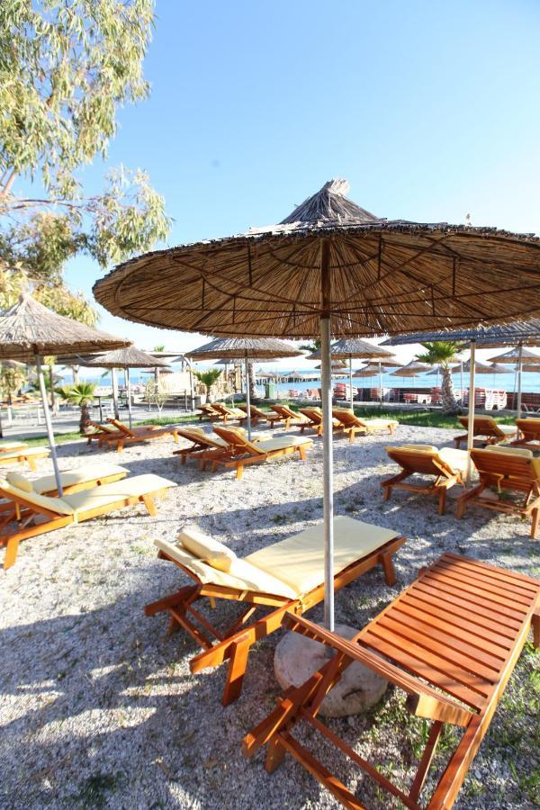 Bunec Beach Resort Piqeras 외부 사진