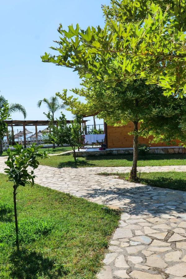 Bunec Beach Resort Piqeras 외부 사진
